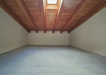 21.jpg - Quadrilocale Via Antonio Gramsci 19, Santo Stefano di Magra - foto 23