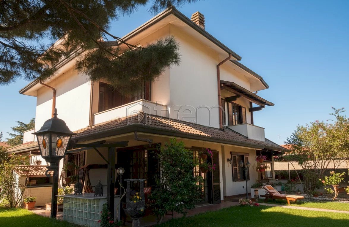 Villa Pregnana Milanese - foto 1