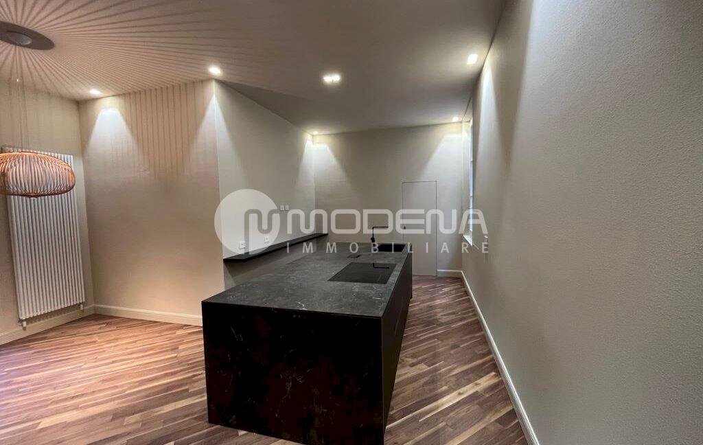Two-room apartment Modena (neighborhood Circoscrizione 1) - photo 2