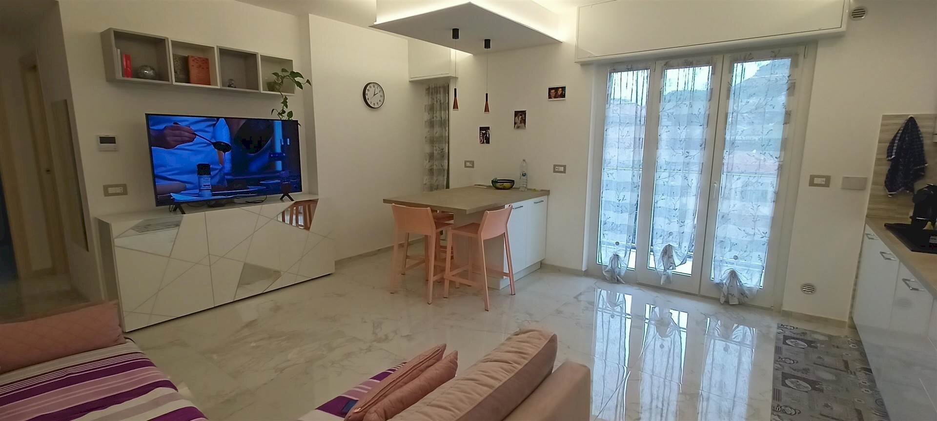 Two-room apartment Vallecrosia - photo 2