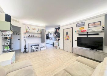 Quadrilocale Via aldo moro, La Loggia - foto 1