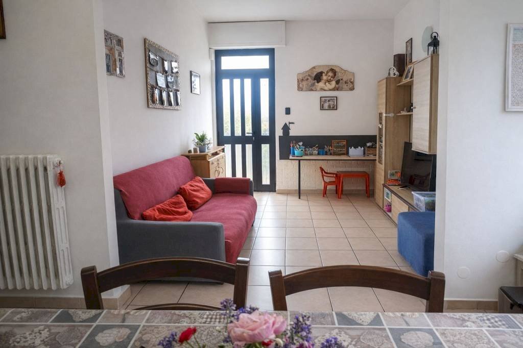 Three-room apartment Terni - photo 3