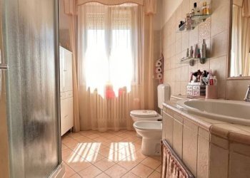 Four-room apartment Medesano - photo 7