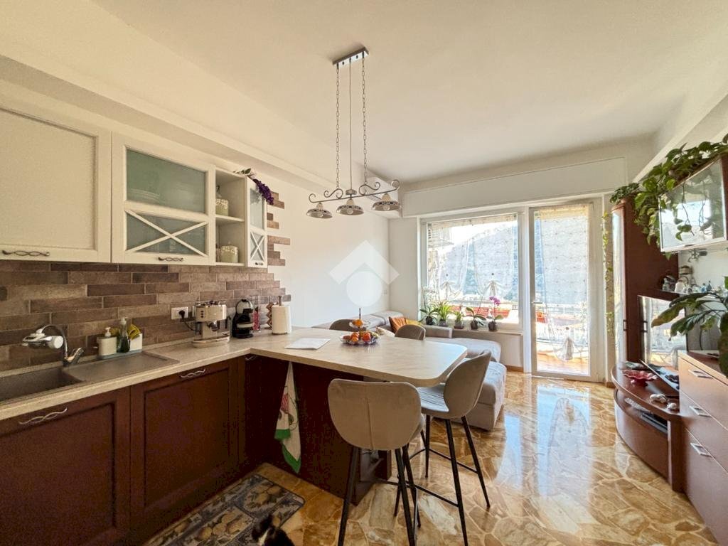 Appartamento Via di pino, Genova (zona Molassana) - foto 1