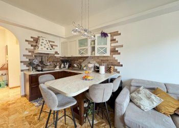 Appartamento Via di pino, Genova (zona Molassana) - foto 10