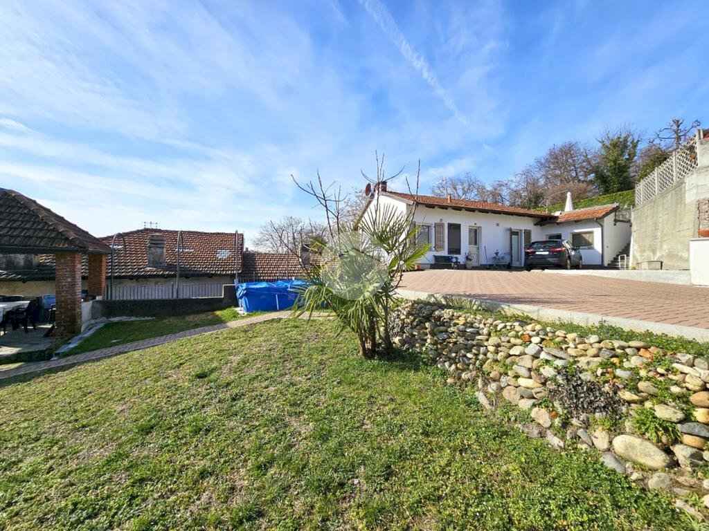 Casa indipendente Via S. Clemente, Caluso - foto 1