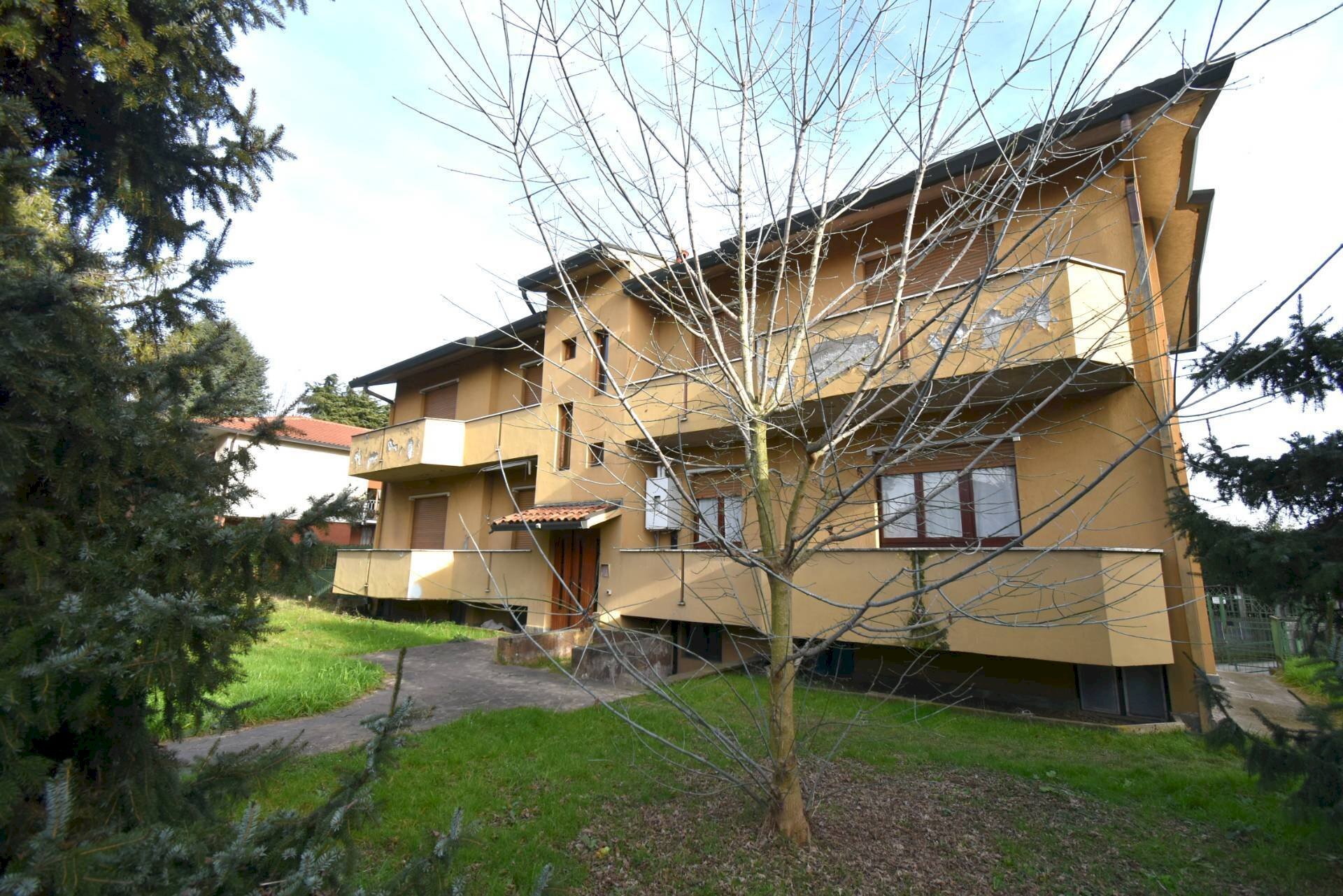 Foto 3 - Stable - Palace Roma
 
2, Bernareggio - photo 3