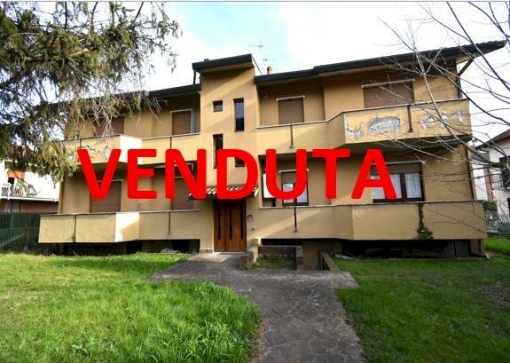 Foto 1 - Stable - Palace Roma
 
2, Bernareggio - photo 1