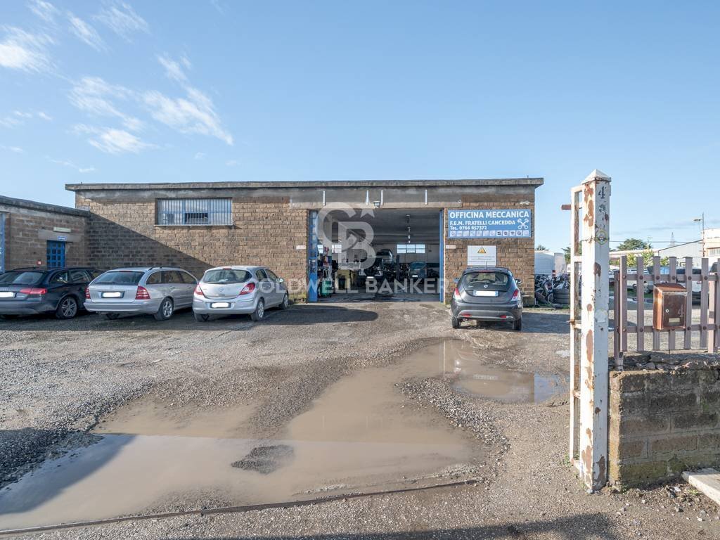 Foto 2 - Capannone Via Raffaello Sanzio
 
4, Tarquinia - foto 2