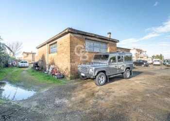 Foto 14 - Capannone Via Raffaello Sanzio
 
4, Tarquinia - foto 14