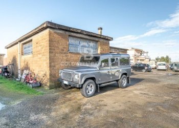 Foto 14 - Capannone Via Raffaello Sanzio
 
4, Tarquinia - foto 14