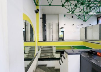 Foto 7 - Negozio Via Laghetto
 
18, Desio - foto 7