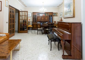 Sala da pranzo - Four-room apartment Via Cornole di Ruccia
 
46, Modugno - photo 8