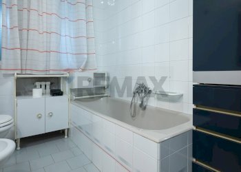 Bagno - Four-room apartment Via Cornole di Ruccia
 
46, Modugno - photo 14