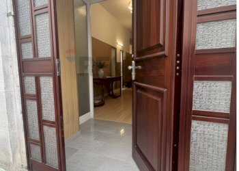 Hall / corridoio - Bilocale Via Carlo Alberto
 
22-24, Triggiano - foto 4