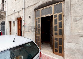 Edificio all\'aperto - Bilocale Via Carlo Alberto
 
22-24, Triggiano - foto 3