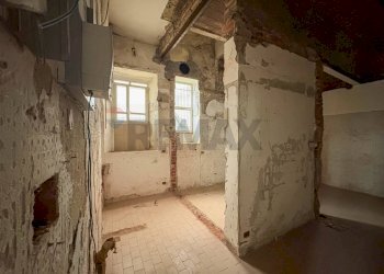 Stanza vuota - Locale Commerciale Via Dalmazia
 
12, Varese - foto 14