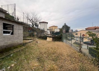 Giardino - Locale Commerciale Via Dalmazia
 
12, Varese - foto 17