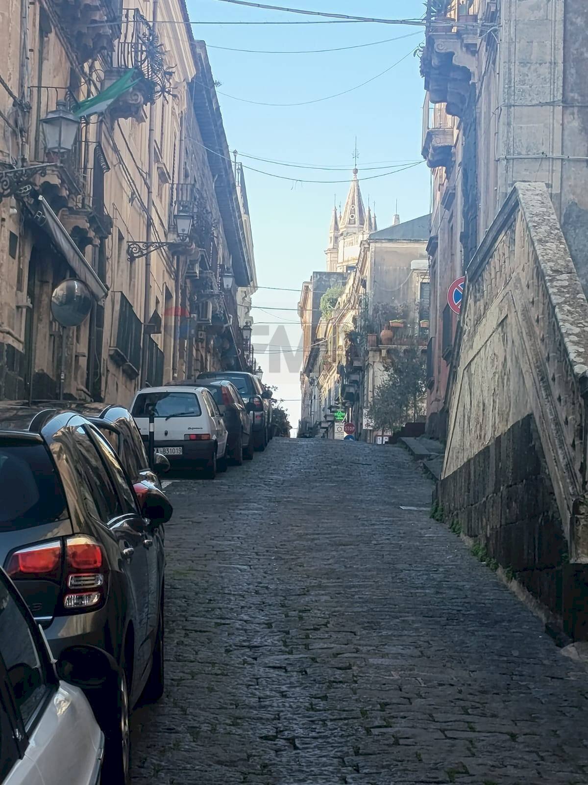 Edificio all\'aperto - Trilocale Via Romeo
 
80, Acireale - foto 2