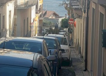 Edificio all\'aperto - Trilocale Via Romeo
 
80, Acireale - foto 1