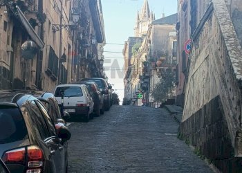 Edificio all\'aperto - Trilocale Via Romeo
 
80, Acireale - foto 2