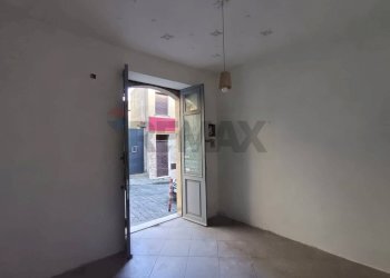 Stanza vuota - Trilocale Via Romeo
 
80, Acireale - foto 3