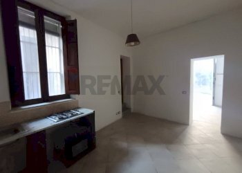 Stanza vuota - Trilocale Via Romeo
 
80, Acireale - foto 8