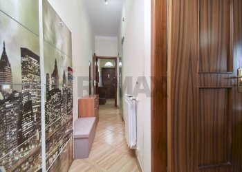 Hall / corridoio - Trilocale VIA SOTTOTENENTE CANTONE
 
10, Mascalucia - foto 18