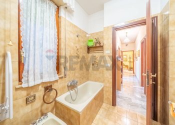 Bagno - Quadrilocale Via Attio Labeone, Roma - foto 32