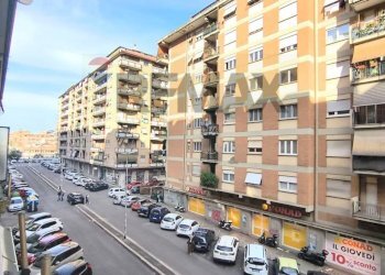 Edificio all\'aperto - Quadrilocale Via Attio Labeone
40, Roma - foto 8