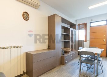 Sala da pranzo - Bilocale VIA TOSCANINI
 
9, Bucine - foto 5