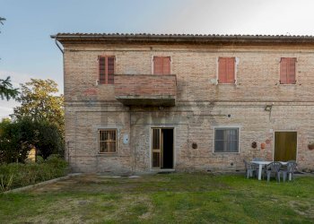 Casa all\'aperto - Casa semi indipendente Contrada Stazione
 
78, Castelbellino - foto 1