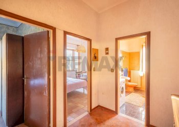 Hall / corridoio - Casa semi indipendente Contrada Stazione
 
78, Castelbellino - foto 5