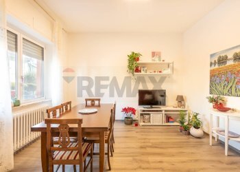 Sala da pranzo - Casa indipendente Via Montessori
 
11, Rosora - foto 23