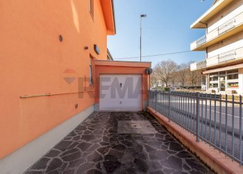 Terrazza - Casa indipendente Via Montessori
 
11, Rosora - foto 33