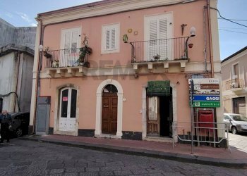 Casa all\'aperto - Independent house PIAZZA DANTE ALIGHIERI
 
13, Calatabiano - photo 3