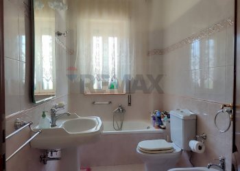 Bagno - Appartamento Via Pietro Maroncelli
 
5, Catania - foto 9