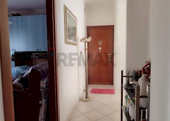 Hall / corridoio - Appartamento Via Pietro Maroncelli
 
5, Catania - foto 16