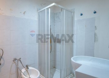 Bagno - Casa semi indipendente Ronco del Pozzo
 
6, Siracusa - foto 13