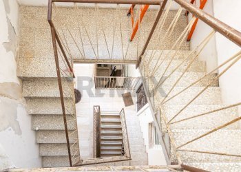 Scale - Appartamento via statella
 
75, Siracusa - foto 23