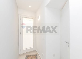 Hall / corridoio - Casa semi indipendente Via Arizzi
 
14, Siracusa - foto 8