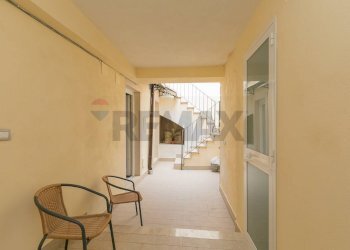 Hall / corridoio - Casa semi indipendente Via Arizzi
 
14, Siracusa - foto 24