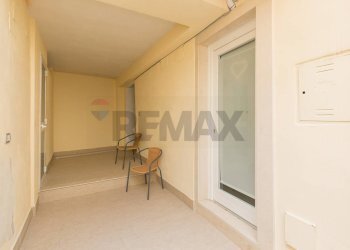 Hall / corridoio - Casa semi indipendente Via Arizzi
 
14, Siracusa - foto 25