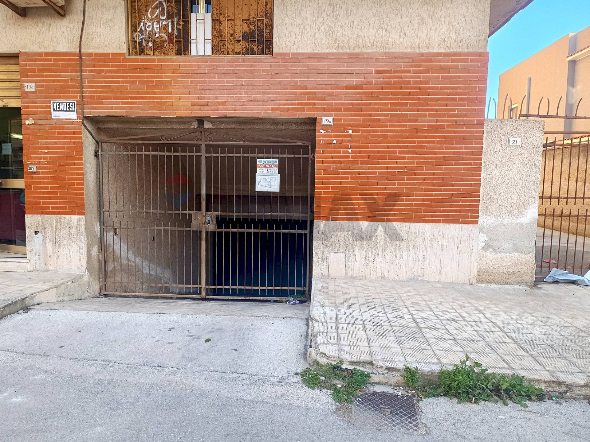 Edificio all\'aperto - Box Via Europa
 
19, Siracusa - foto 1