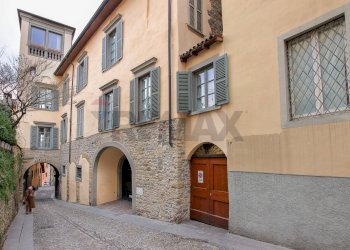 Edificio all\'aperto - Bilocale Bergamo - foto 13