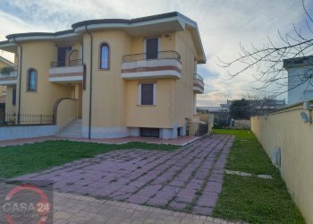 Foto 1 - Villa via del pantanaccio, Latina - foto 1