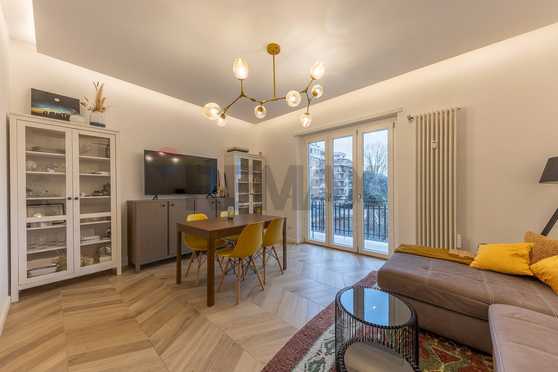 Sala da pranzo - Trilocale VIA DELLE BALEARI, Roma - foto 2