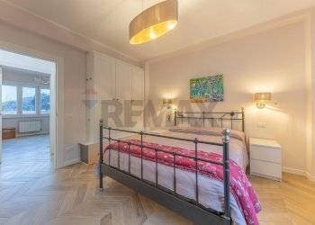 Camera / camera da letto - Three-room apartment VIA DELLE BALEARI, Roma - photo 20
