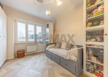 Camera / camera da letto - Three-room apartment VIA DELLE BALEARI, Roma - photo 22