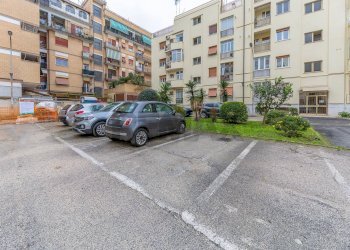 Edificio all\'aperto - Three-room apartment VIA DELLE BALEARI, Roma - photo 32